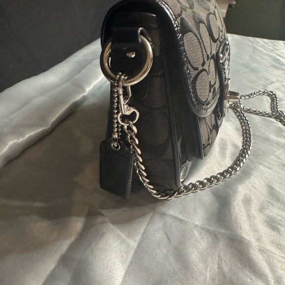 Vintage Coach Black and Gray Crossbody Bag - Picture 5 of 7
